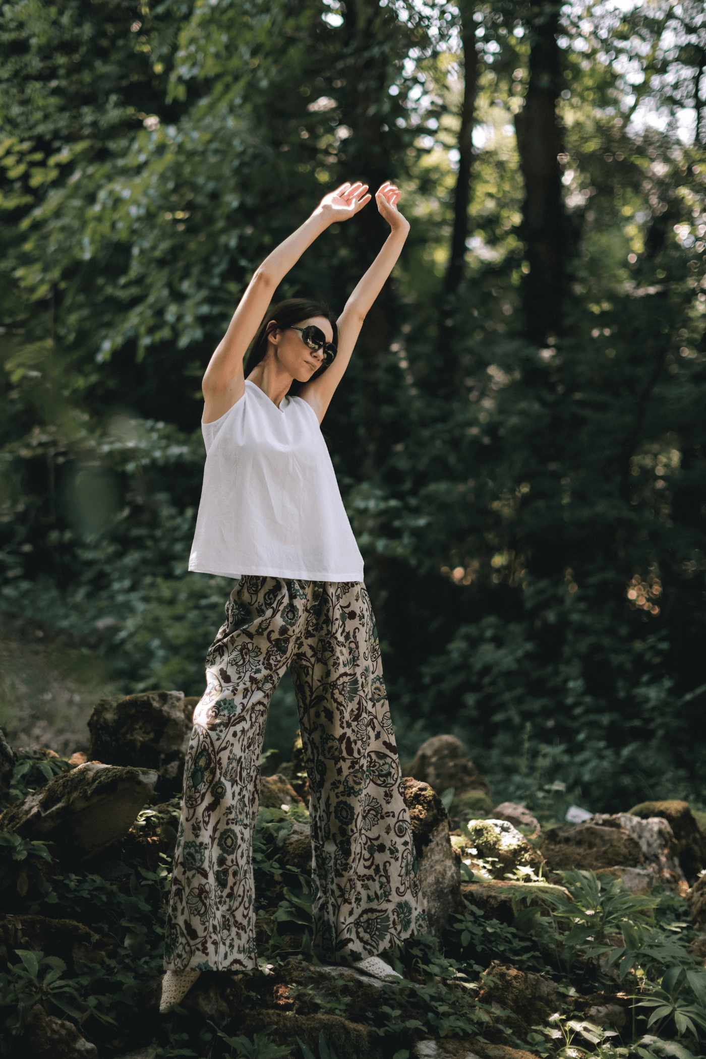 Pantaloni Extra Largi Din In Scala Botanic