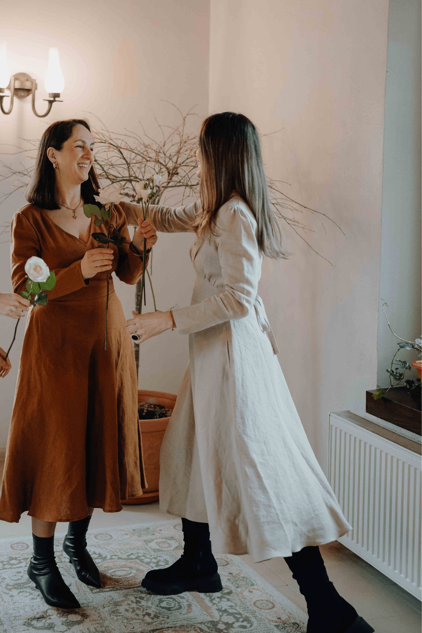 Rochie din In cu Mânecă Lungă Sophia Caramel