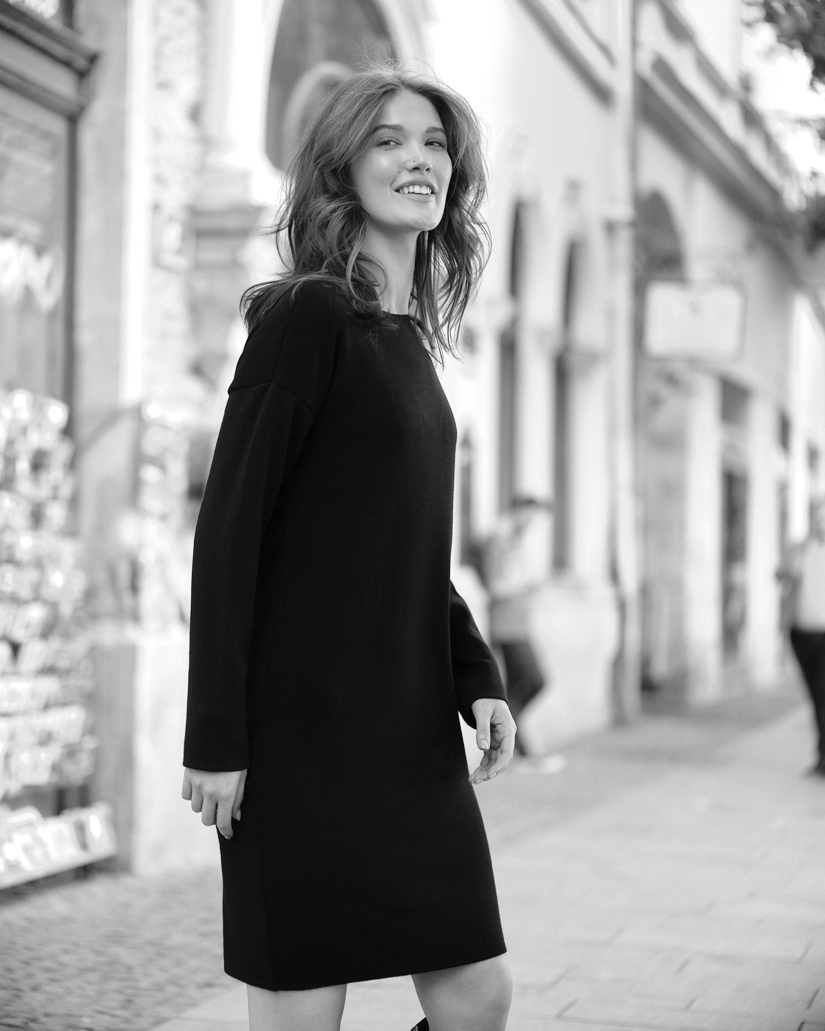 Rochie Scurtă Tricotată Din Lână Merinos Camille Negru
