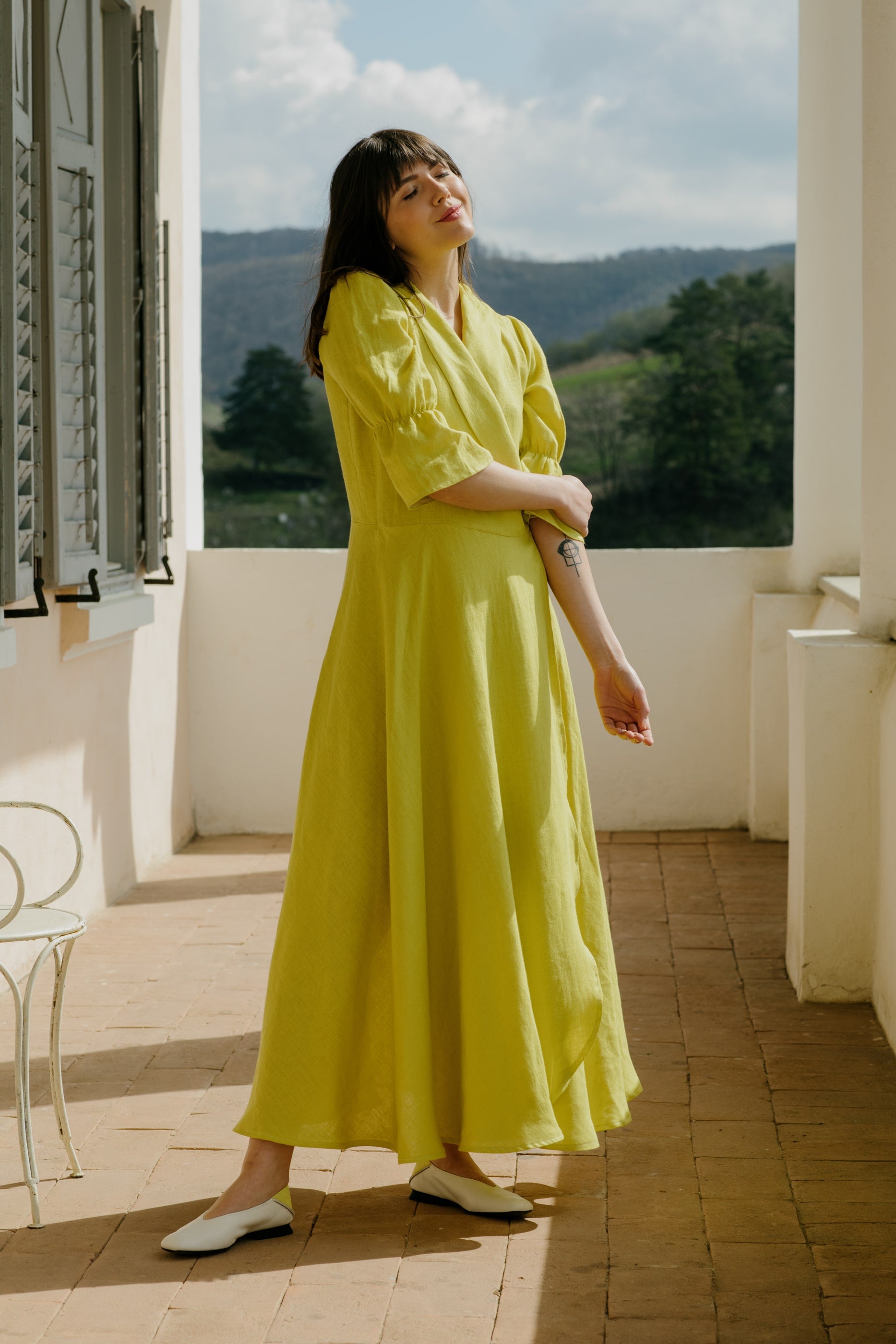 Rochie Din In Petrecută, Lungă, Cu Guler Zita Galben