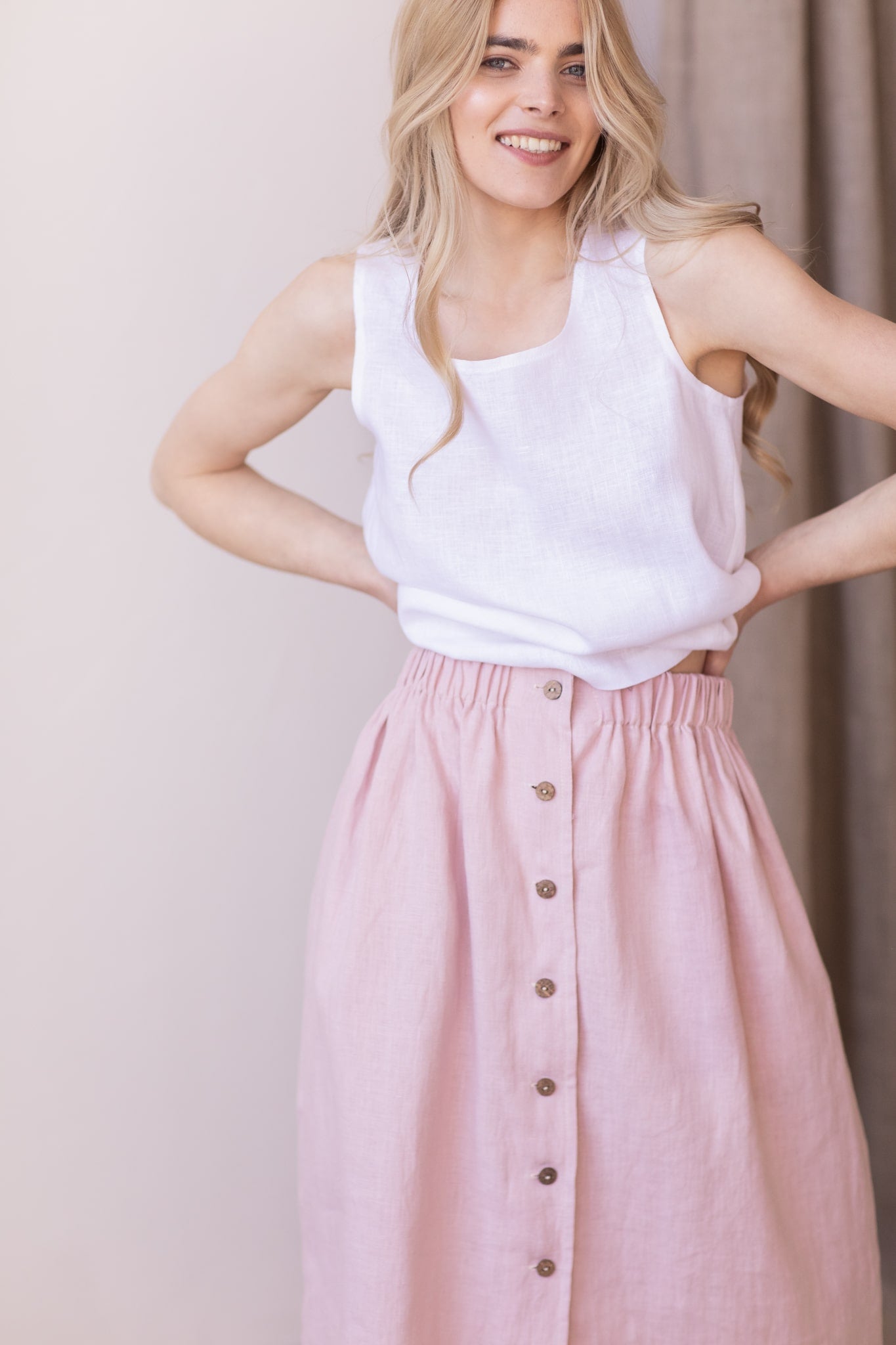 Linen Skirt with Buttons and Elasticated Waist