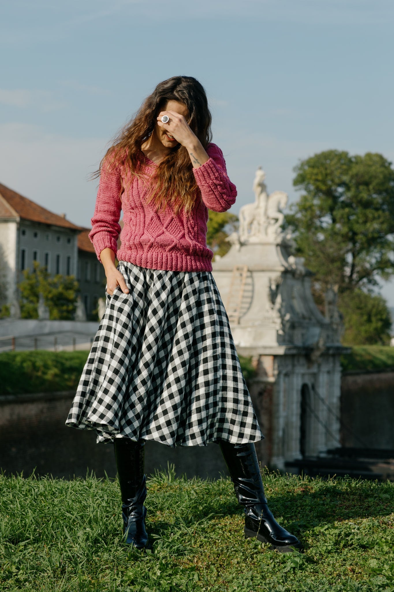 AWAKE Hand Knitted Wool Sweater Pink