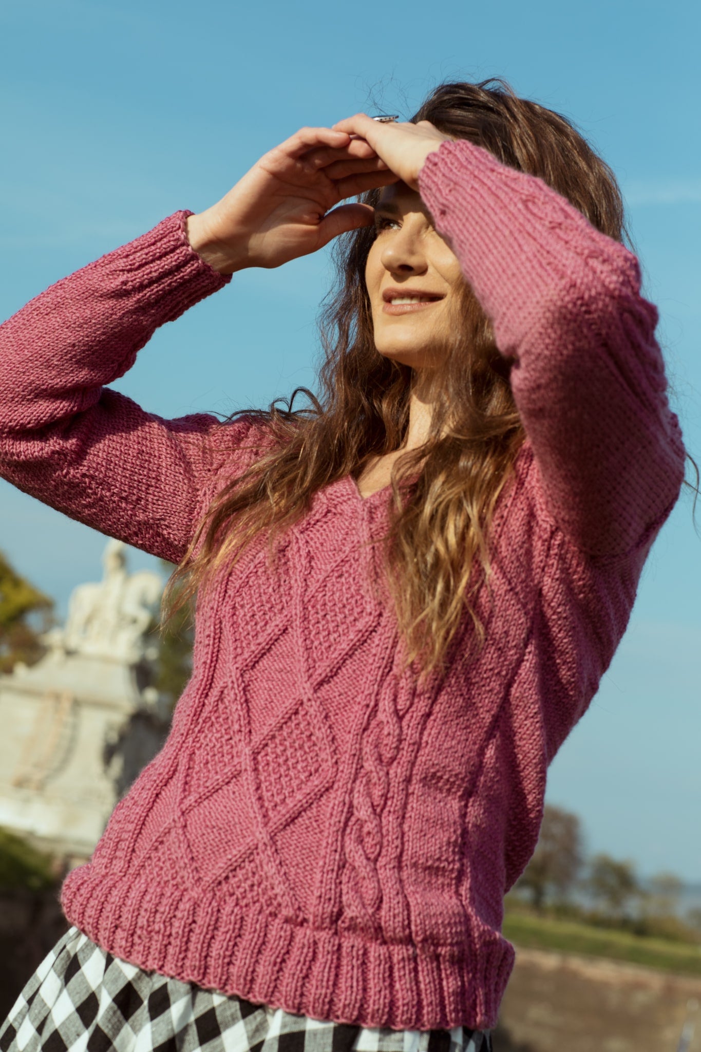 AWAKE Hand Knitted Wool Sweater Pink