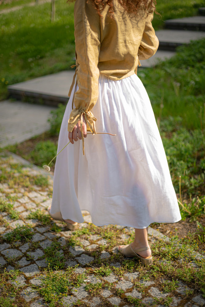 Long and Full Linen Skirt Dita White