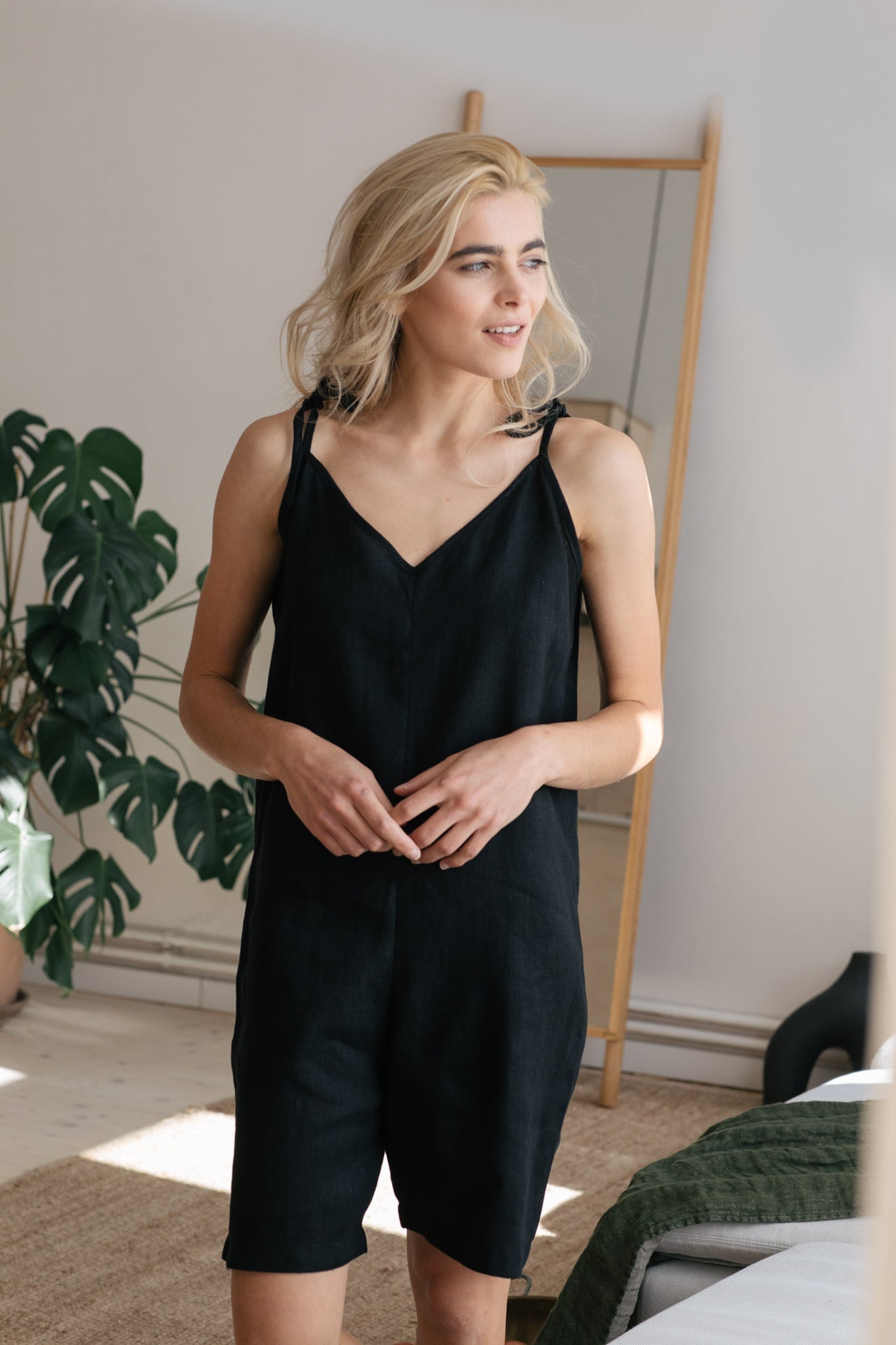 Short linen overall - Premium Loungewear Black