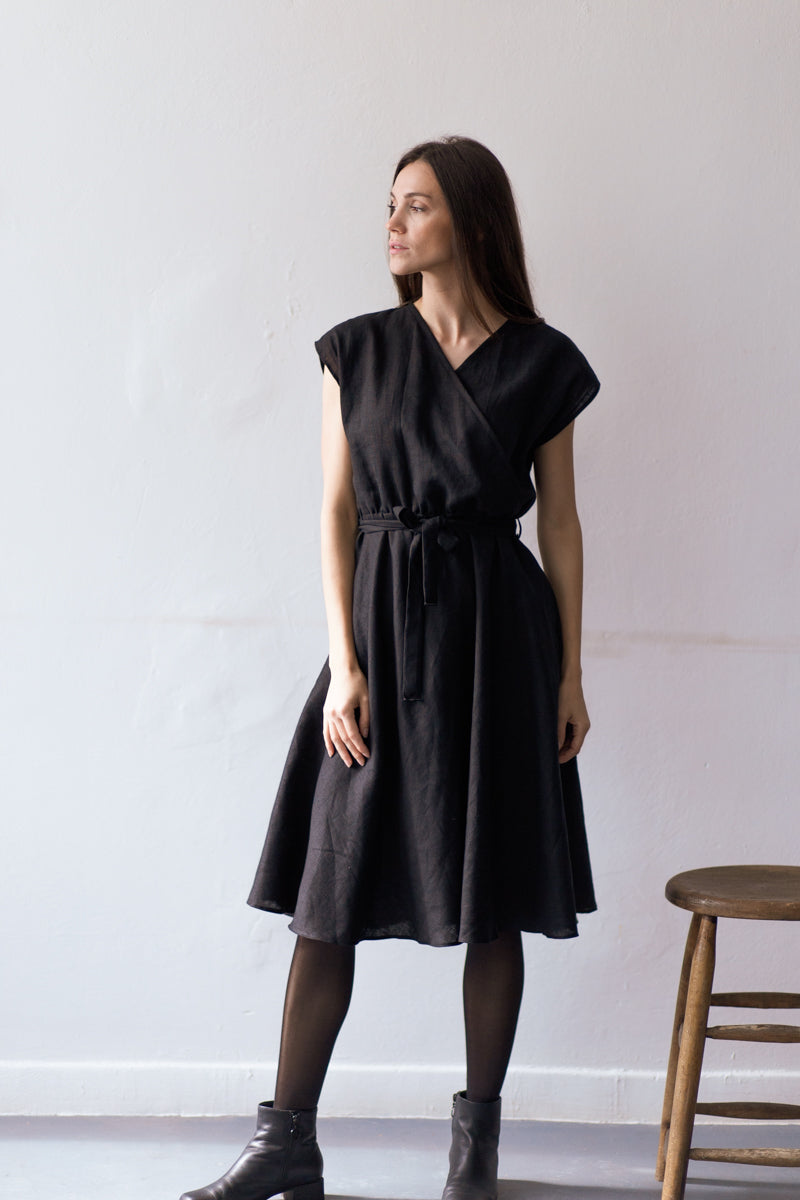 Florence Midi Linen Dress Black