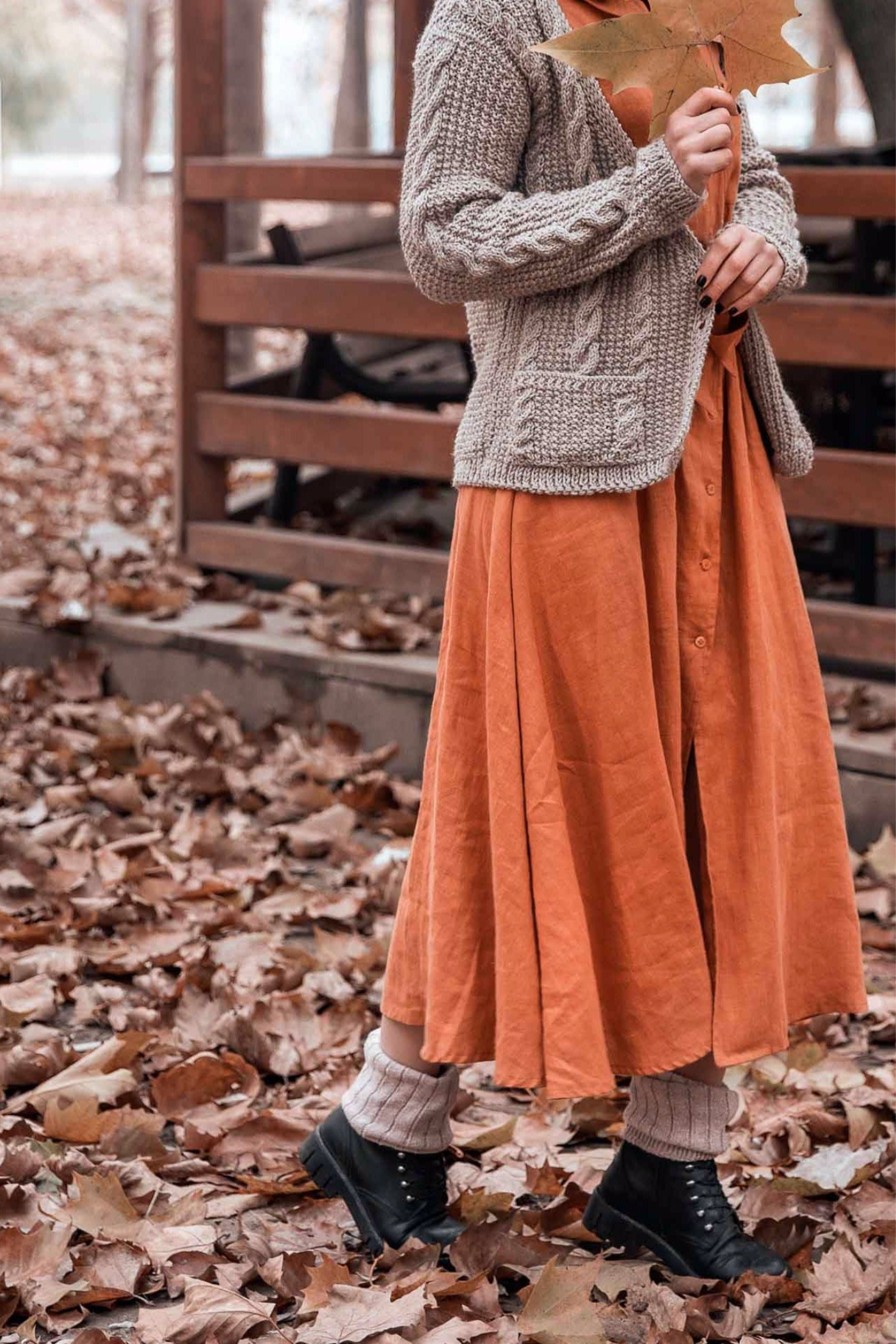 Buttoned down linen dress with belt Forest Green