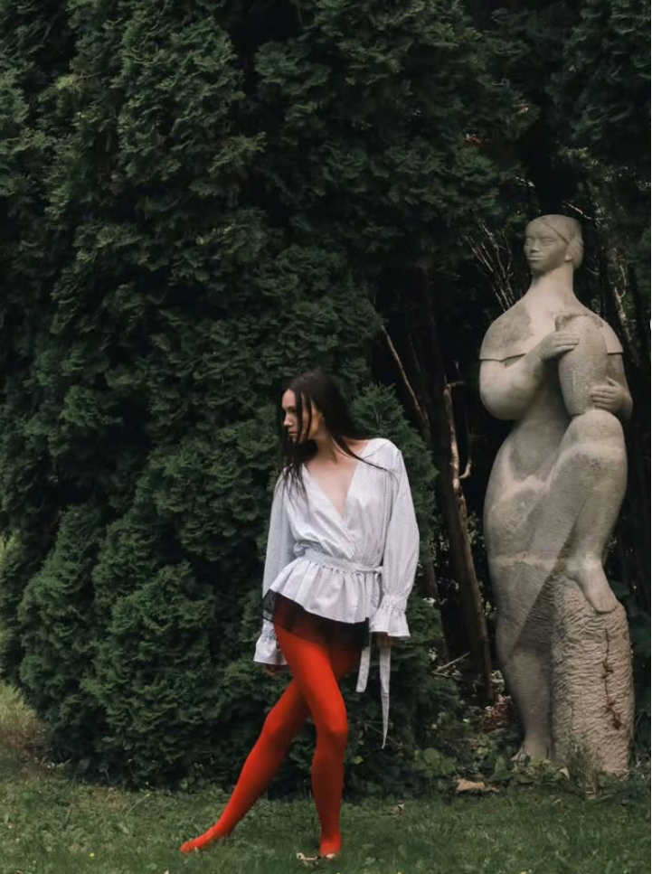 Bluză ALICE IN WONDERLAND din bumbac organic mărimea S