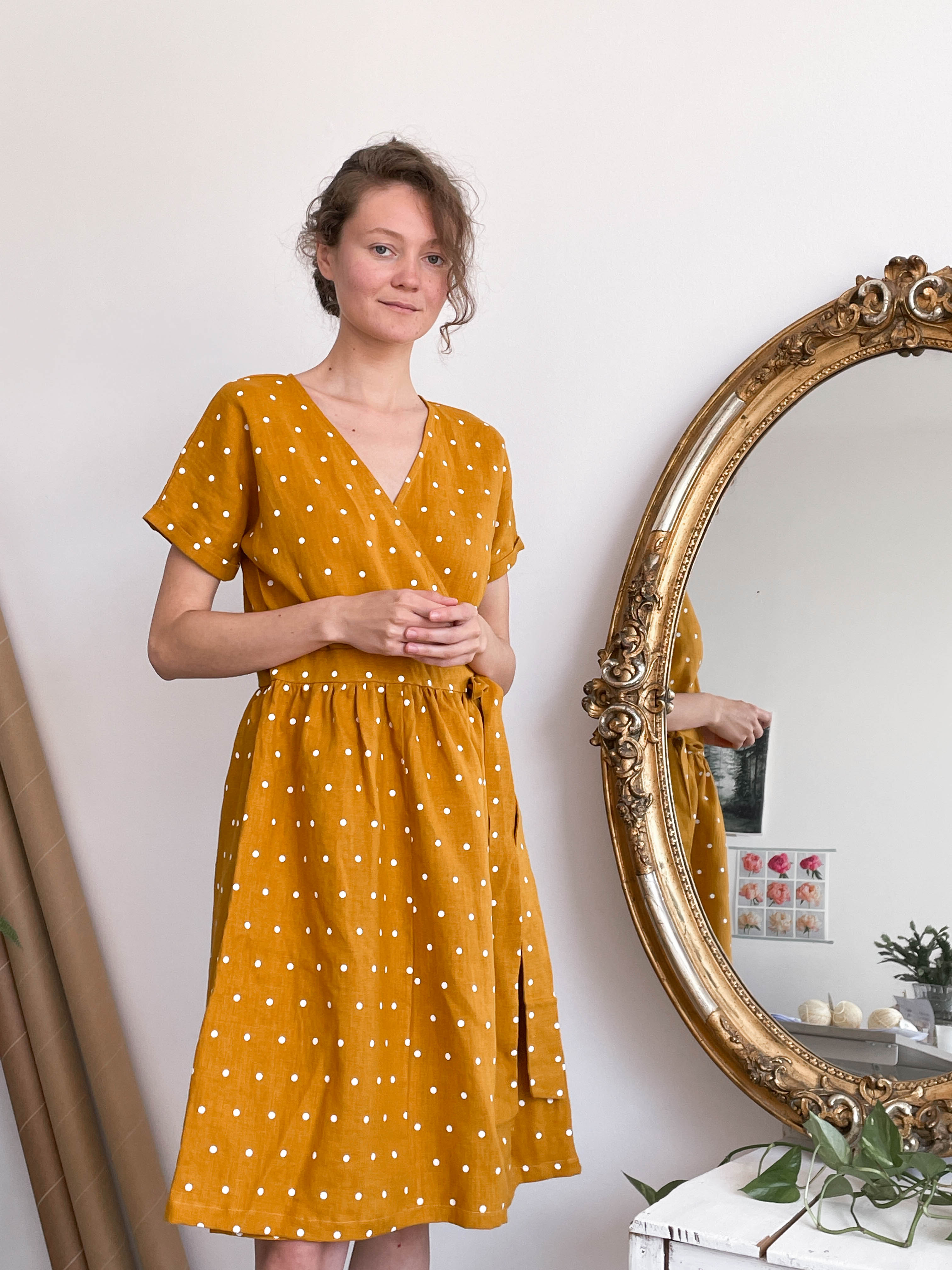 Rochie Petrecută Din In Galben Miere Cu Buline Scurta, XL