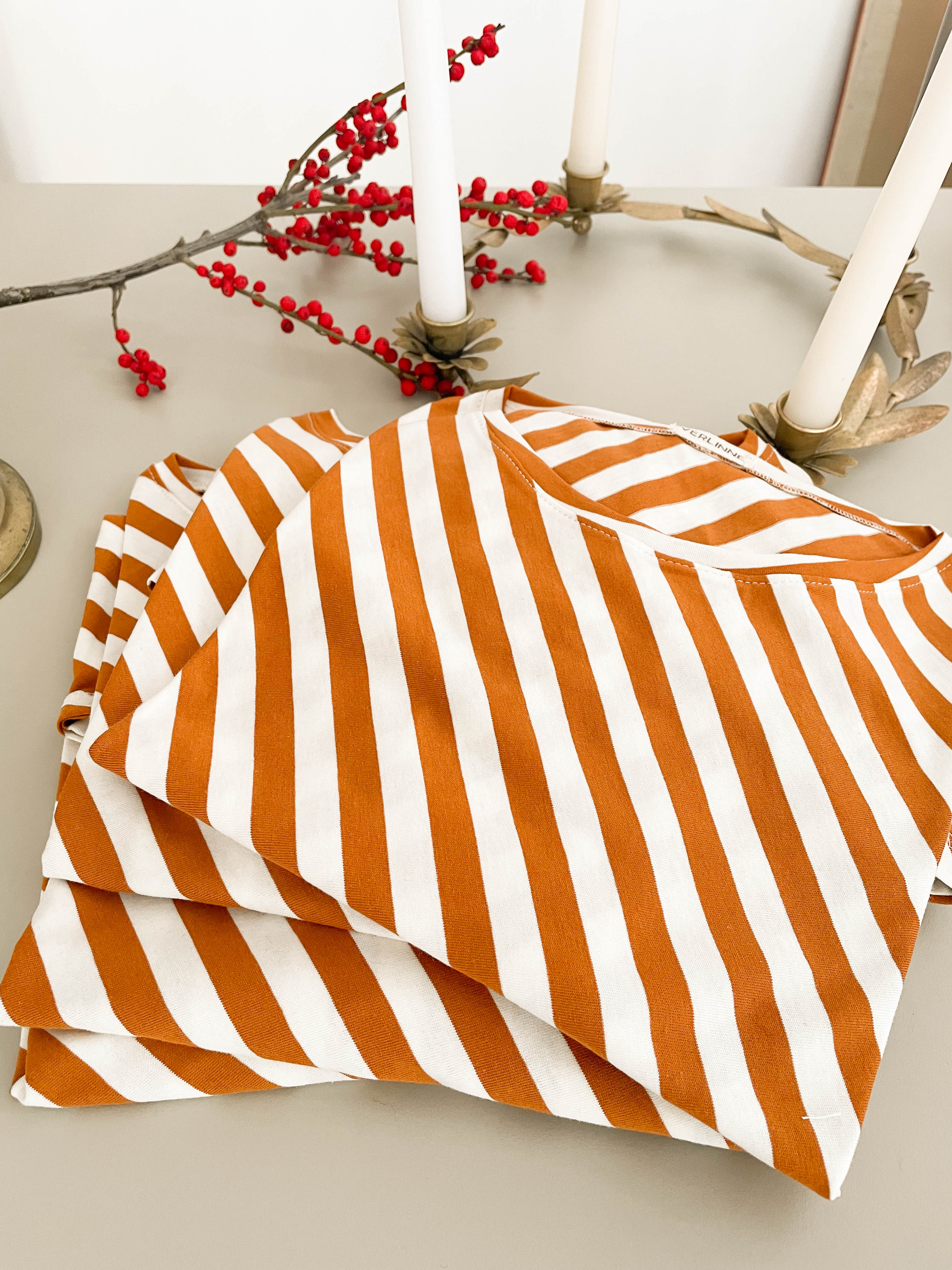 Tricou cu dungi din bumbac organic