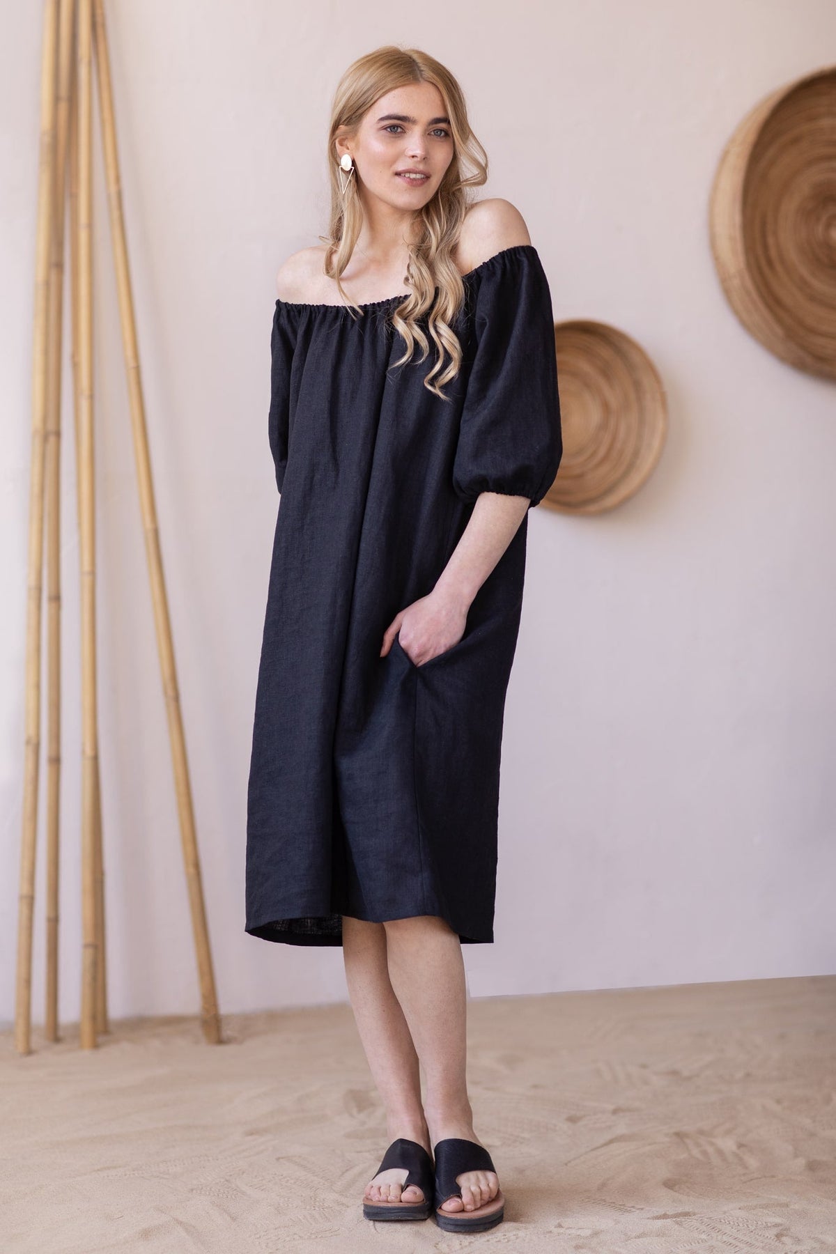 Pre-Loved Rochie Din In S Negru