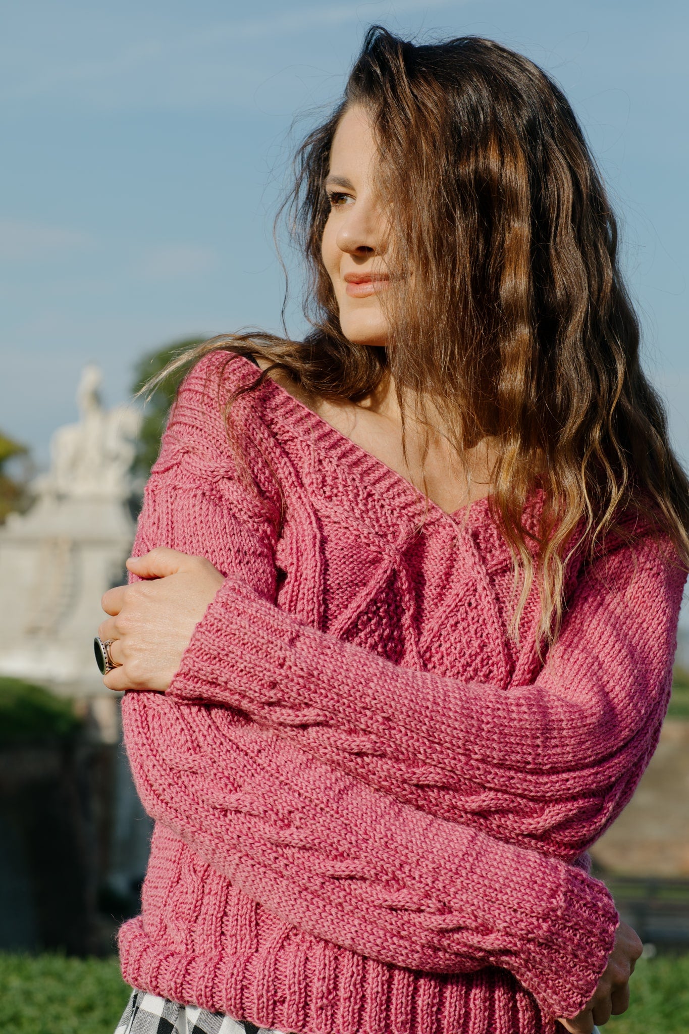 AWAKE Hand Knitted Wool Sweater Pink